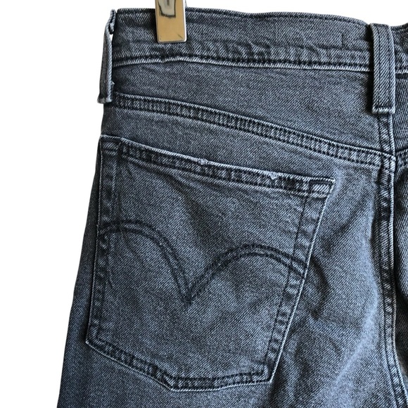 Levi’s Wedgie Straight Black Distressed Jeans Size 30 - Picture 11 of 16